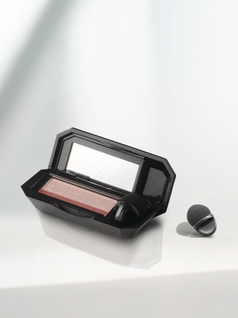 ULYXA Eyeshadow | High Coverage. Long Lasting. Stunning.